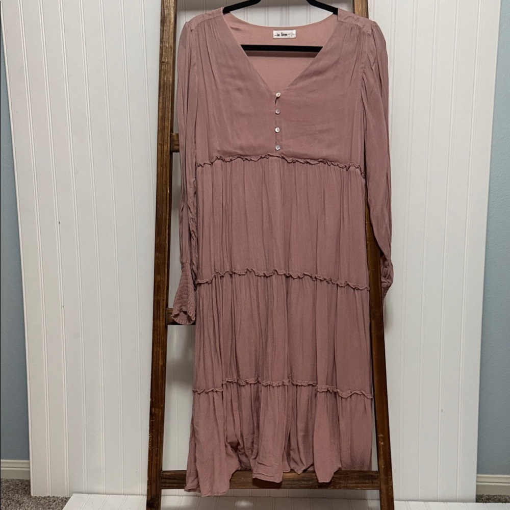 In Bloom Mauve Tiered Midi Dress with Functional Buttons Size Large